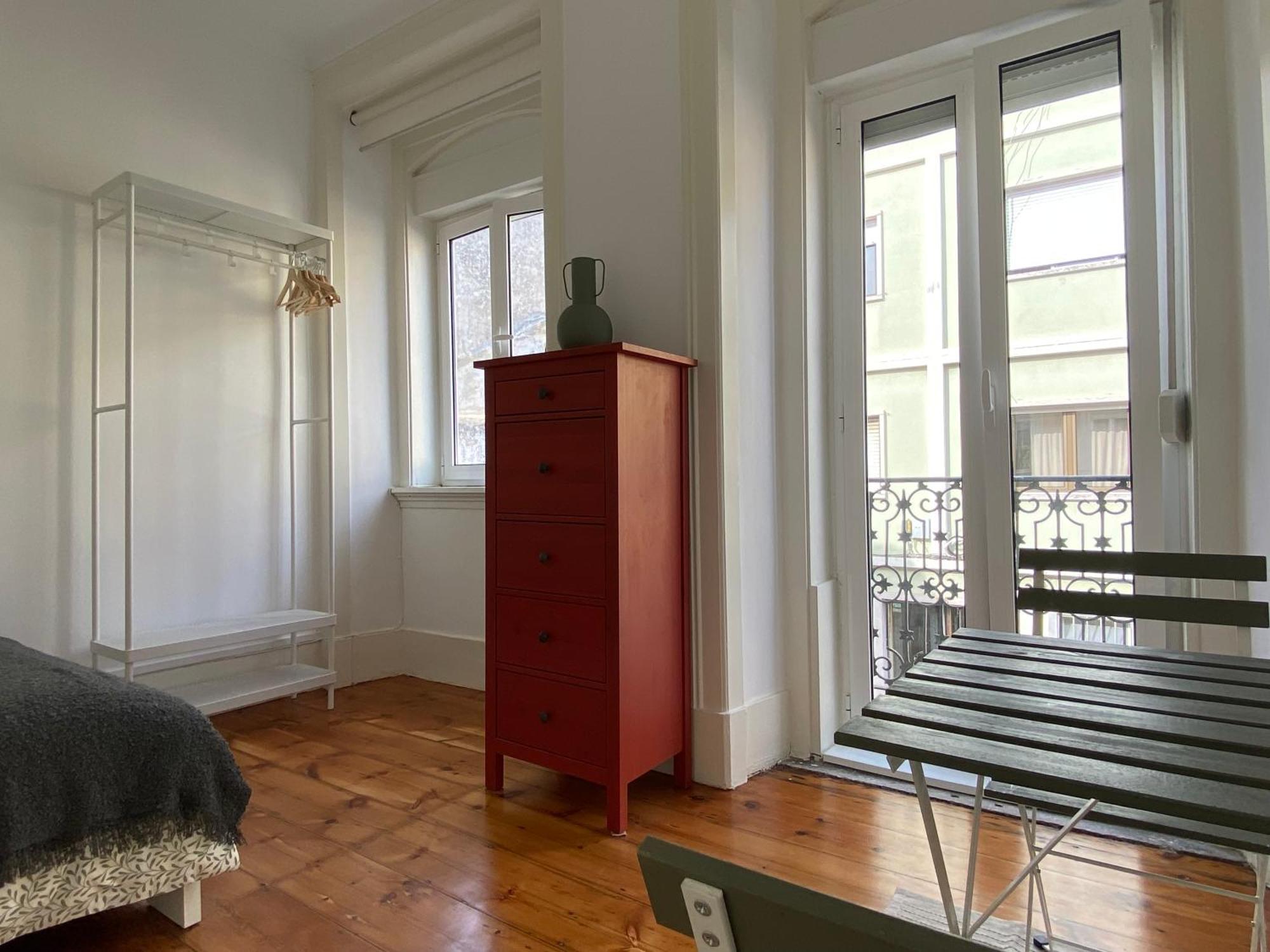 Terrace House Hostel Lisbon Exterior photo